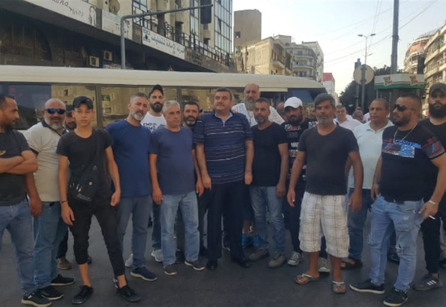 قطع الطريق عند ساحة التل في طرابلس... ماذا يجري؟