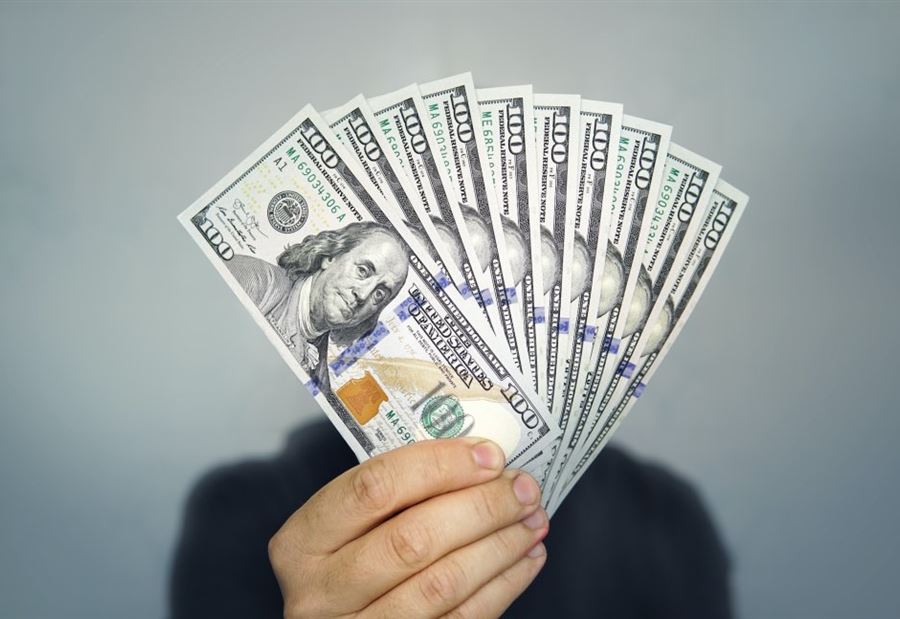  كيف أقفل دولار السوق السوداء مساء اليوم؟