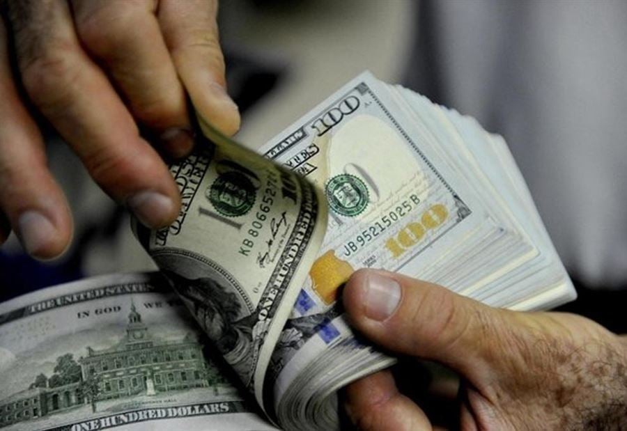 بالأسماء... 3 شركات "تشفط" الدولارات من السوق!