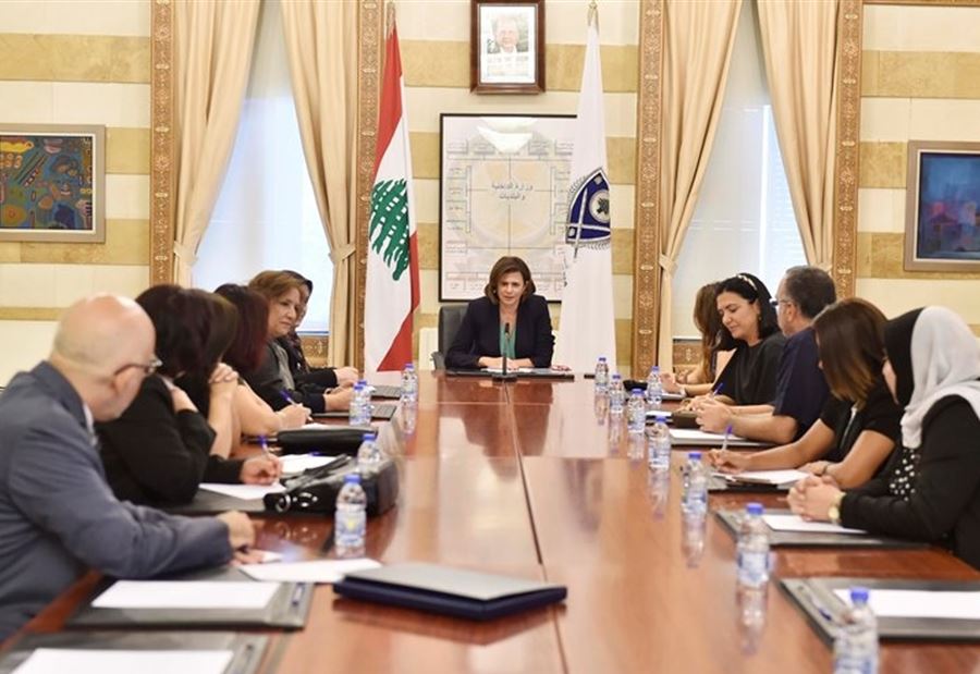 الحسن تدعم المرأة وتنسق مع الجمعيات النسائية