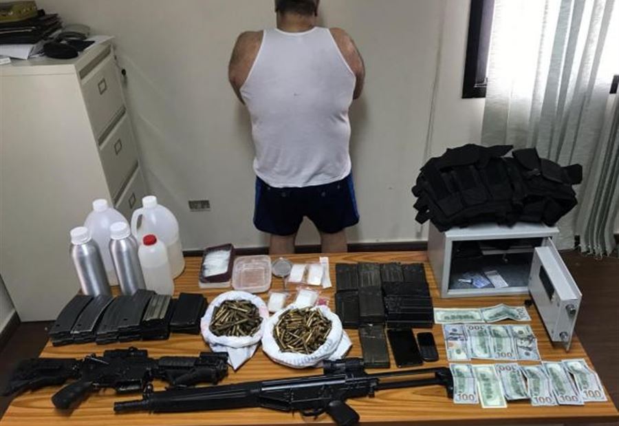 بالصورة: توقيف أحد أخطر مروجي المخدرات في الزلقا  بالصورة: توقيف أحد أخطر مروجي المخدرات في الزلقا