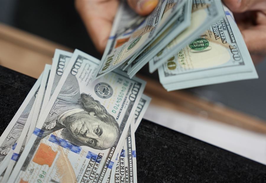 سعرُ دولار السوق السوداء صباح اليوم