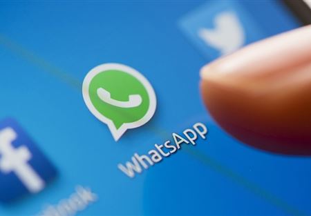 واتس آب تبدأ اليوم بتشغيل زر جديد مهم جدا
