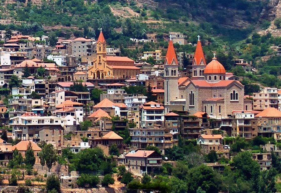 بلدية تجهل أسماء طرقاتها... وتنسب إنجازاً لنائب على حساب آخر!