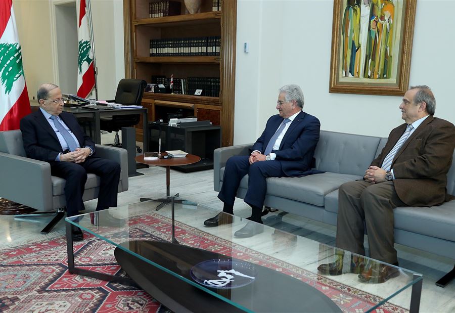 الشؤون المصرفية والمالية بين عون وصفير 