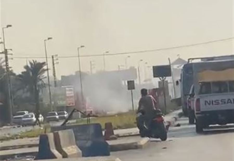 تزامناً مع مرور قافلة لـ"اليونيفيل"... استهداف سيارة في صيدا (فيديو)