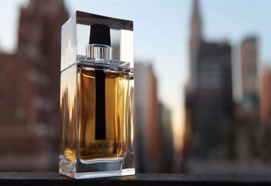 شركة عطور شهيرة تثير الغضب بـ"كلمة" 