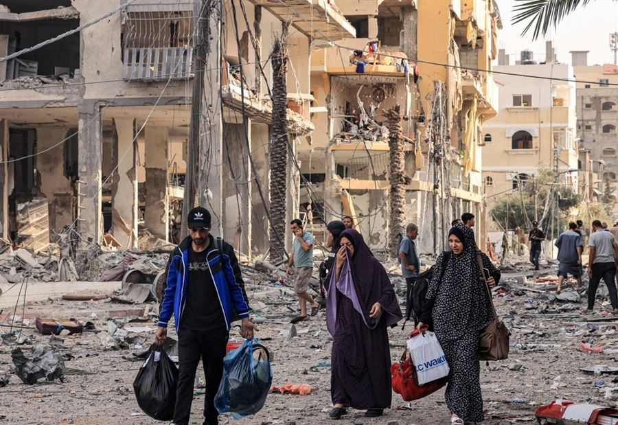 "رقم هائل"... إسرائيل تكشف عدد النازحين من غزة!