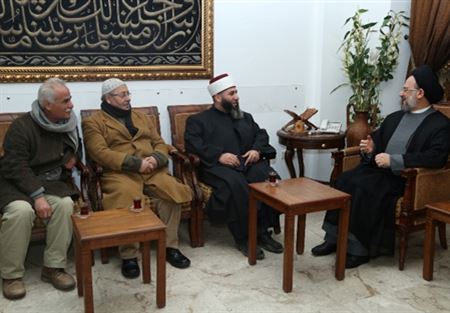 فضل الله استقبل وفدا فلسطينيا من البارد