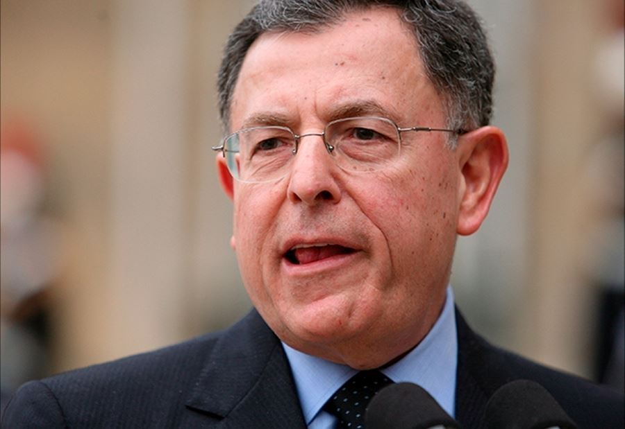 السنيورة : ما هي الحاجة بعد الآن لسلاح حزب الله؟