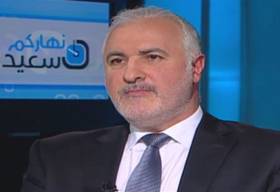 عزيز: الحكم رؤية أولاً