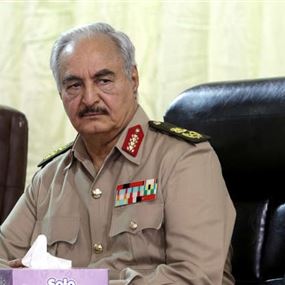حفتر: أنا قادر على نقل الحرب إلى الجزائر