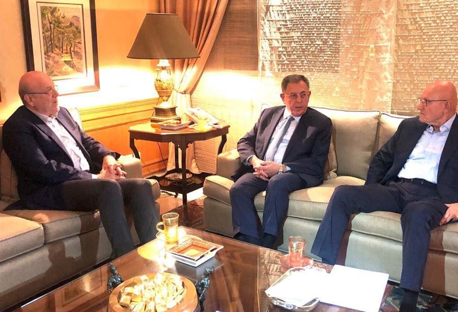 بعد إستقالة الحريري.. إجتماع لميقاتي وسلام والسنيورة  بعد إستقالة الحريري.. إجتماع لميقاتي وسلام والسنيورة