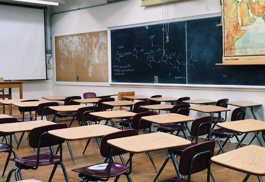 إشكال في مدرسة يتطوّر إلى إطلاق نار! إشكال في مدرسة يتطوّر إلى إطلاق نار!