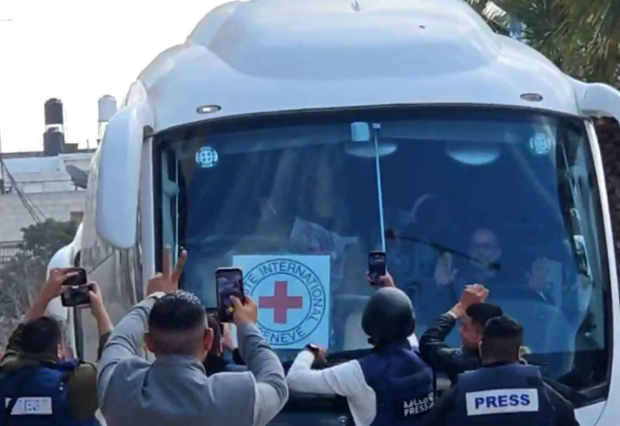 بعد تدخل الوسطاء... تحديد توقيت الإفراج عن الأسرى الفلسطينيين