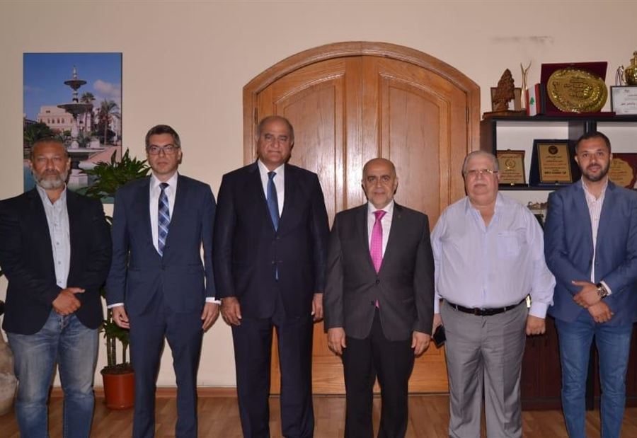 الخطيب يلتقي رئيس بلدية طرابلس 