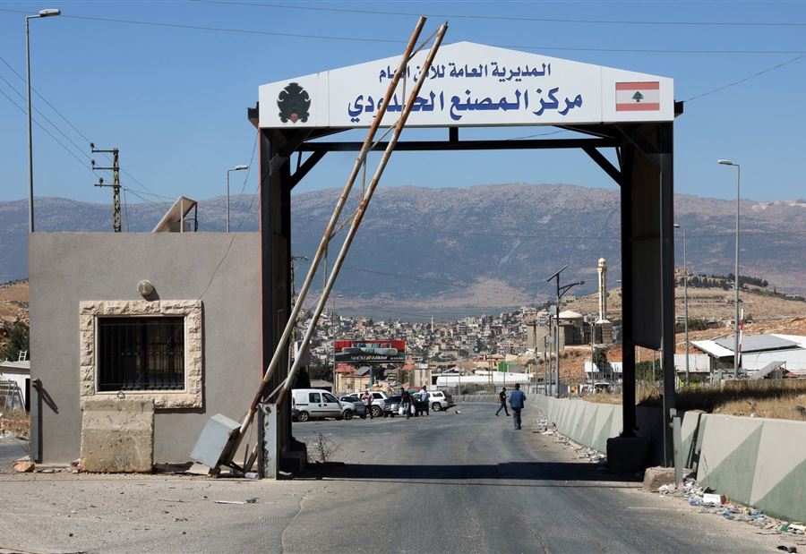 "الصحة": نتابع أوضاع النازحين السوريين واللبنانيين العائدين "الصحة": نتابع أوضاع النازحين السوريين واللبنانيين العائدين