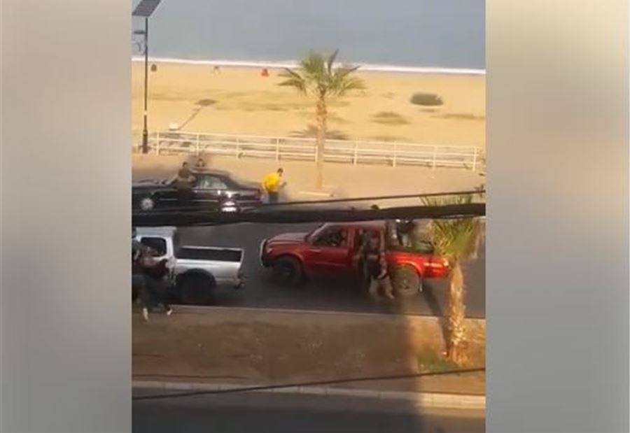 بالفيديو: الجيش يوقف مشاغبين في صيدا... ما علاقة حزب الله؟