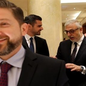 النوّاب السنّة يعتكفون! النوّاب السنّة يعتكفون!