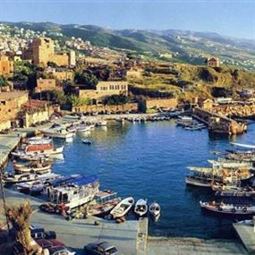 مطلق النار على الشابين عند مفرق إده جبيل سلم نفسه