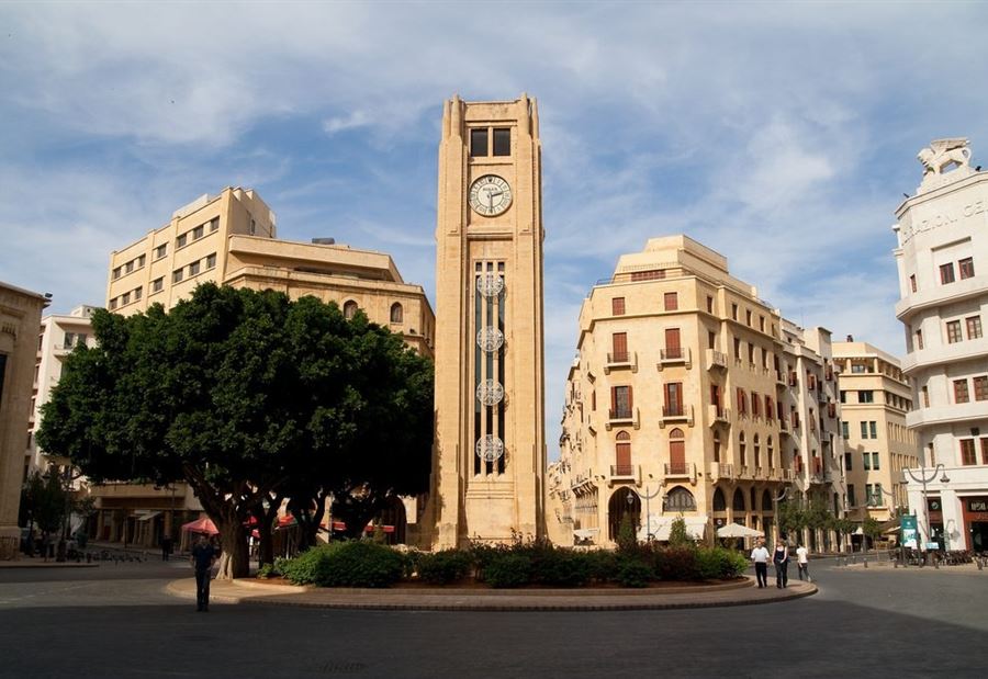 لبنان بين مطرقة الضغوط الدولية وسندان "هجمة حزب الله"