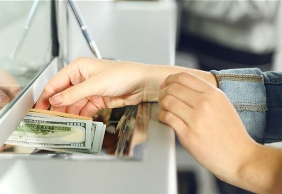 ارتفاع سعر الدولار لدى الصرافين اليوم الثلاثاء ارتفاع سعر الدولار لدى الصرافين اليوم الثلاثاء