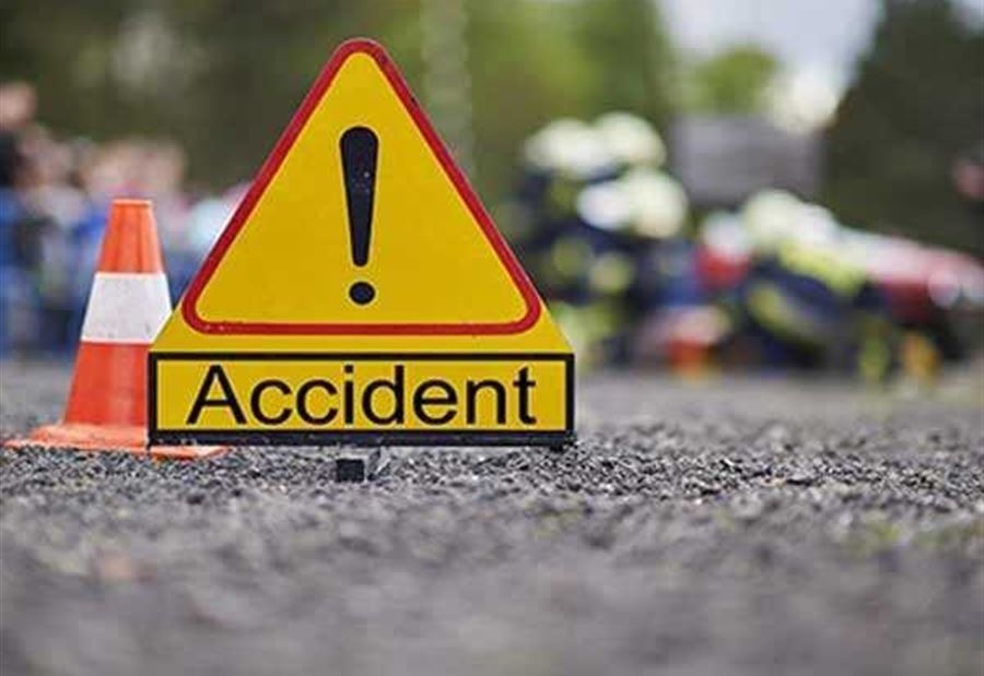 4 جرحى بحادث تصادم على طريق عام علما 