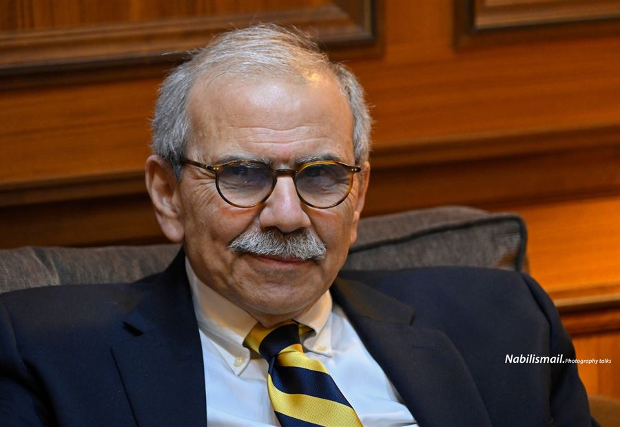 نوّاف سلام يحضن "السنّة" نوّاف سلام يحضن "السنّة"