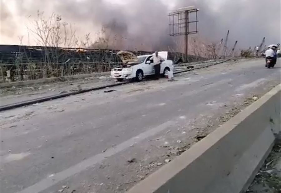 منع المرور على جسر شارل حلو 