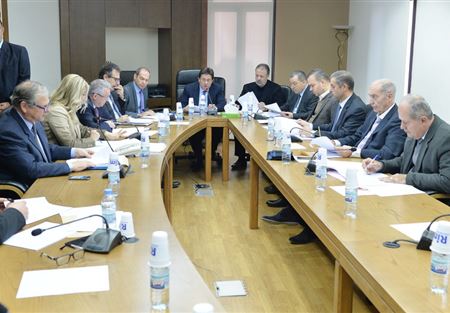لجنة المال والموازنة ترجىء جلستها الى الأول من تشرين 