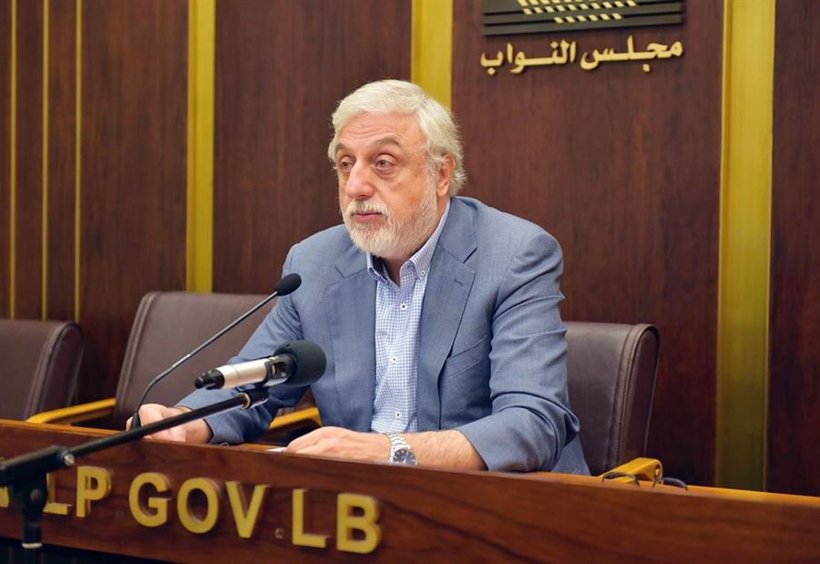 "فحص تكميلي ملحق"... هجومٌ من الصمد على المرشح لتولي "الداخلية"