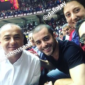 بالصورة: ما فرقته السياسة جمعته "الباسكيت" بالصورة: ما فرقته السياسة جمعته "الباسكيت"