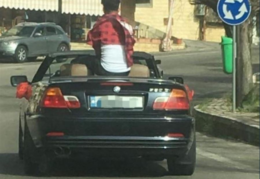 بالصور: لا تخرج رأسك من السيارة.. محضر ضبط بإنتظارك! 