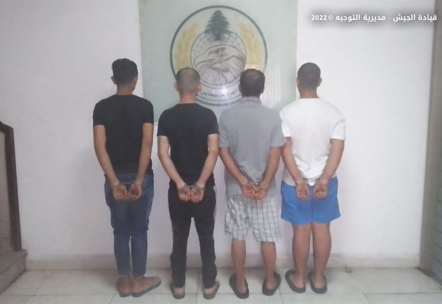 إثر خلاف نتج عنه جريمة قتل... مخابرات الجيش توقف 4 أشخاص!