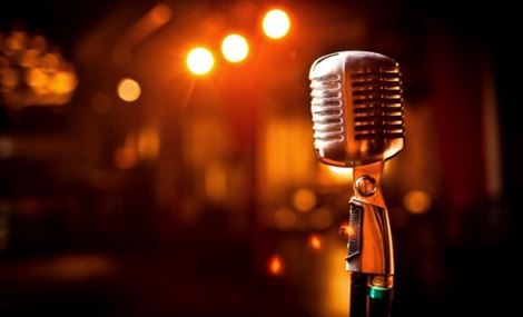فنانة عربية على قوائم المطلوبين في الكويت