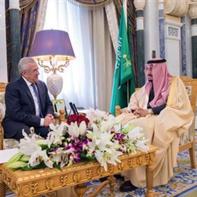 لقاء يجمع سليمان بالملك سلمان في السعودية