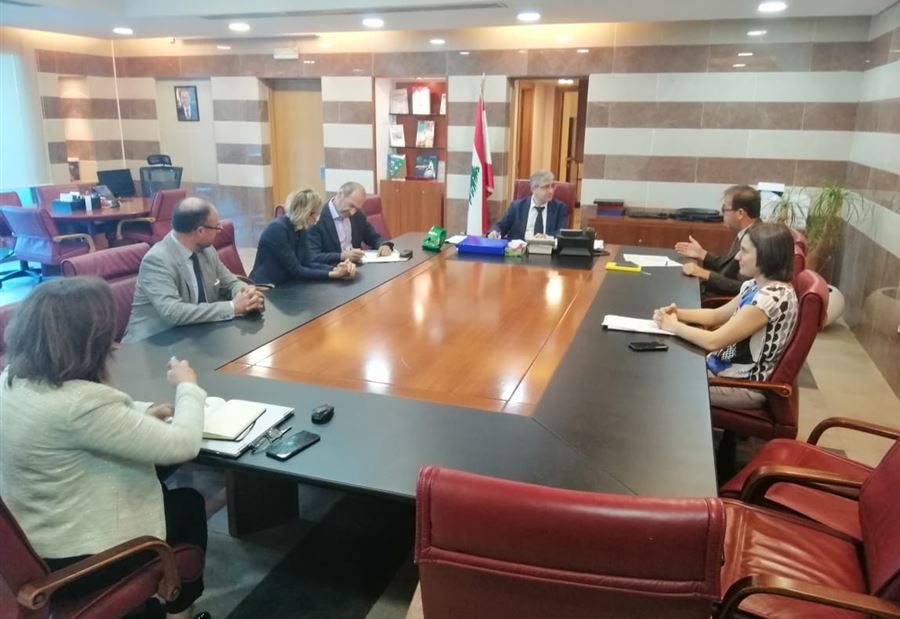 "التعاون التربوي" بين المجذوب والسفير الفرنسي 