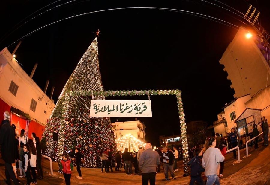 بلدية زغرتا اهدن افتتحت قرية زغرتا الميلادية 
