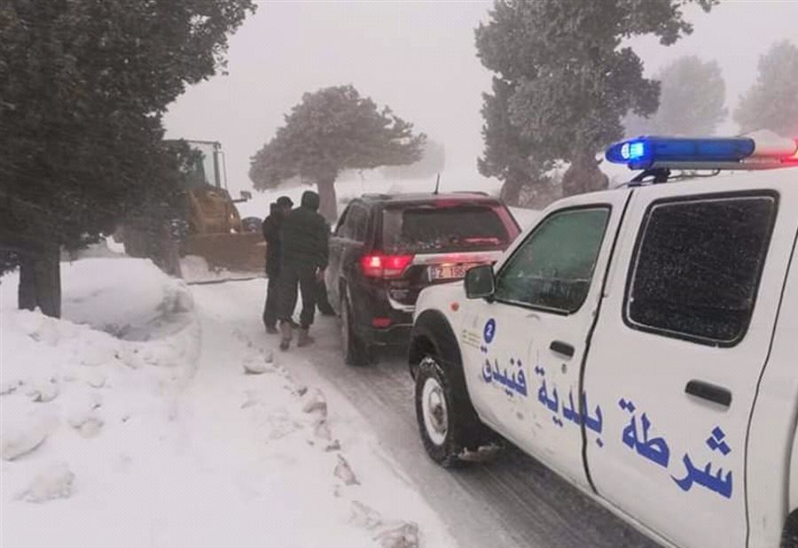  انقاذ محتجزين في ثلوج فنيدق