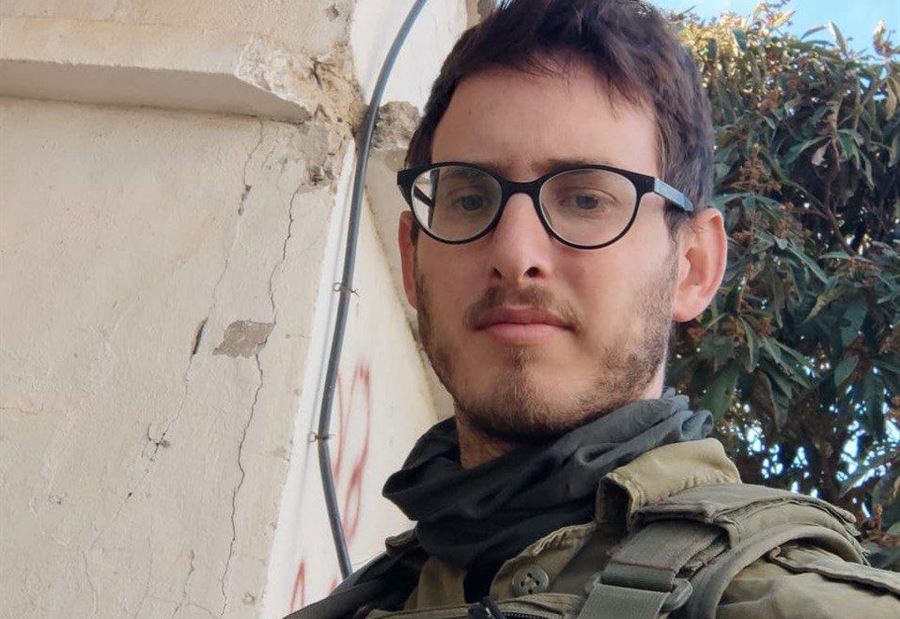 في الجنوب... اسرائيل تعترف بمقتل جندي من لواء غولاني بمسيرة