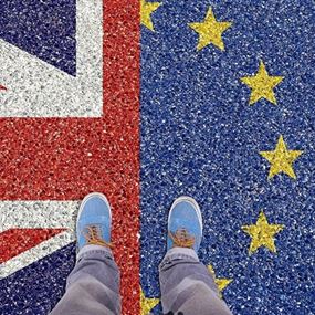 لندن وبروكسل تتفقان على مشروع معاهدة حول "بريكست" لندن وبروكسل تتفقان على مشروع معاهدة حول "بريكست"