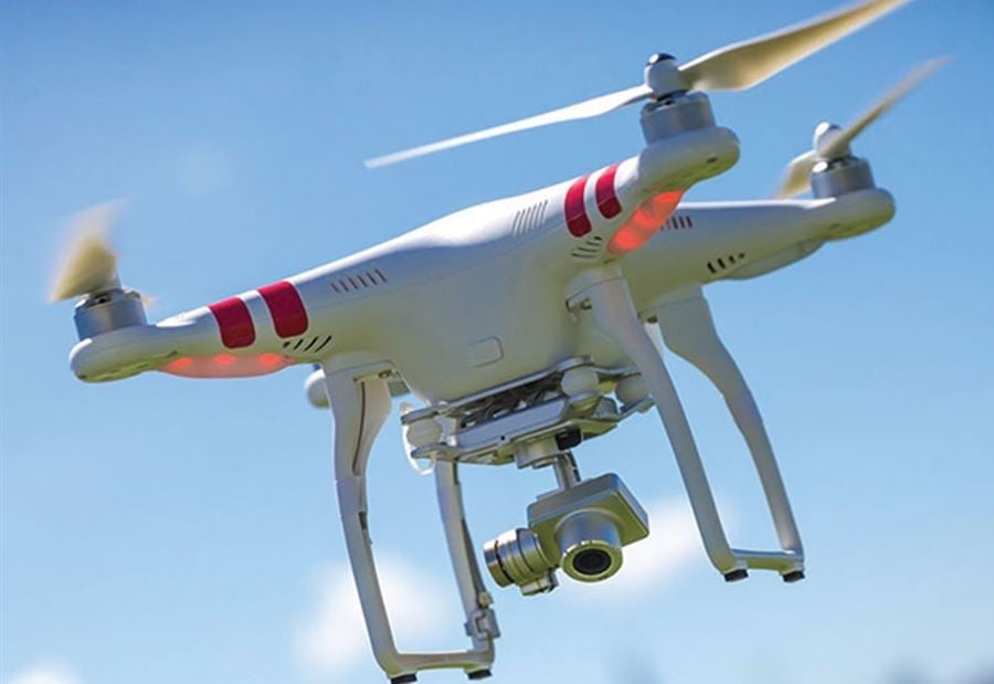 كاميرات "drone" حاضرة في اجتماع "الاعلى للدفاع"