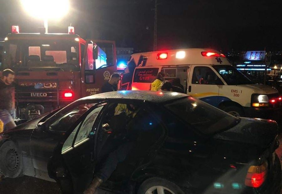 بالصورة: جريح سوري بحادث سير على طريق زوق مصبح  بالصورة: جريح سوري بحادث سير على طريق زوق مصبح
