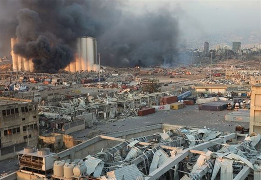 "رقص على دَمِنا"... "تجمّع أهالي شهداء انفجار المرفأ": كما تكونون يولى عليكم!