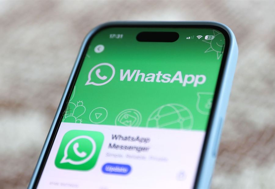 إيران ترفع الحظر عن تطبيق "واتساب"!