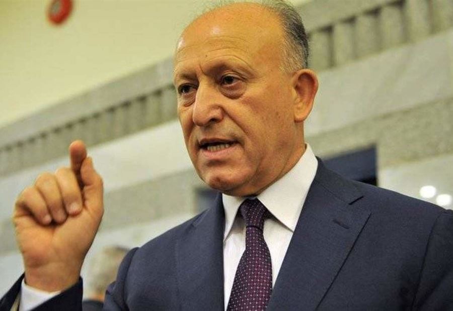 "اللعبة انتهت"... ريفييصف الثلاثية "البائدة" بالـ"وصاية"!