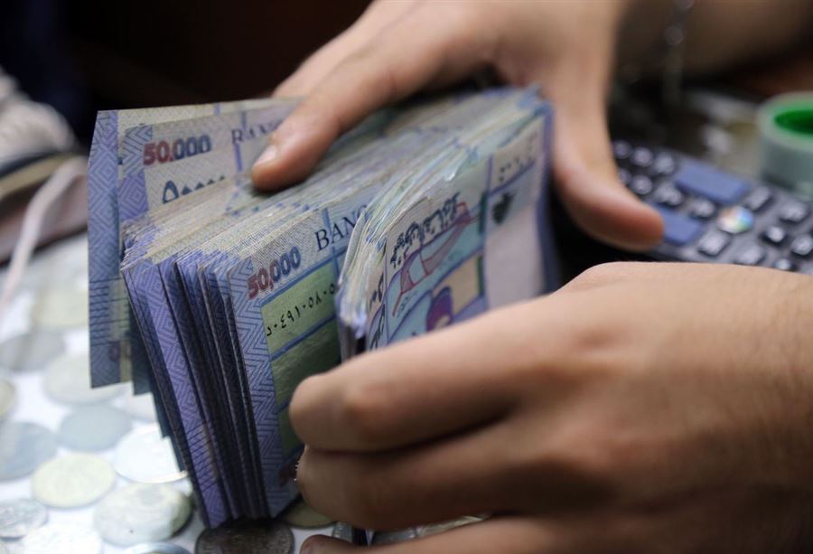 دولارُ السوق السوداء... كم سجّل اليوم؟
