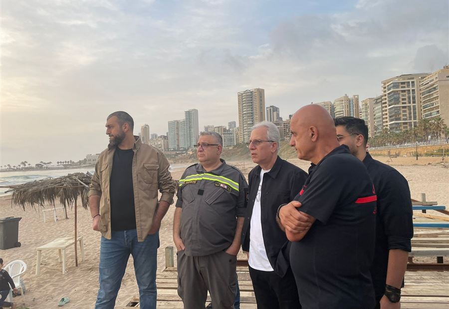 بعد غرق سوريَين... خطار يتفقد عمليات البحث مقابل شاطئ الرملة البيضاء 