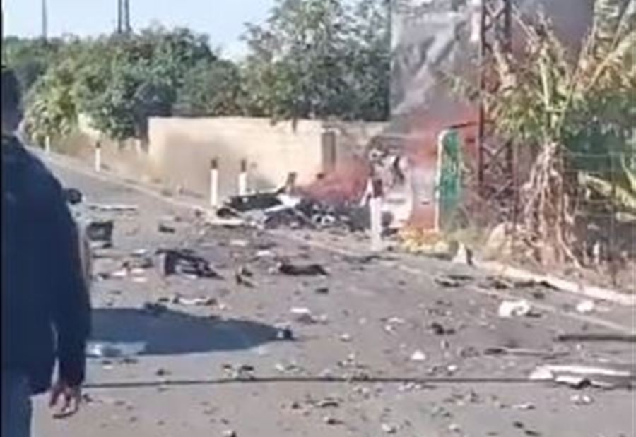 بالفيديو: غارة إسرائيلية تستهدف سيارة على طريق البازورية
