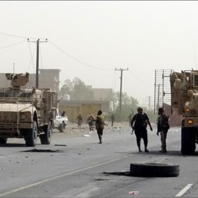 التحالف بقيادة السعودية يأمر بوقف الحملة العسكرية في الحديدة